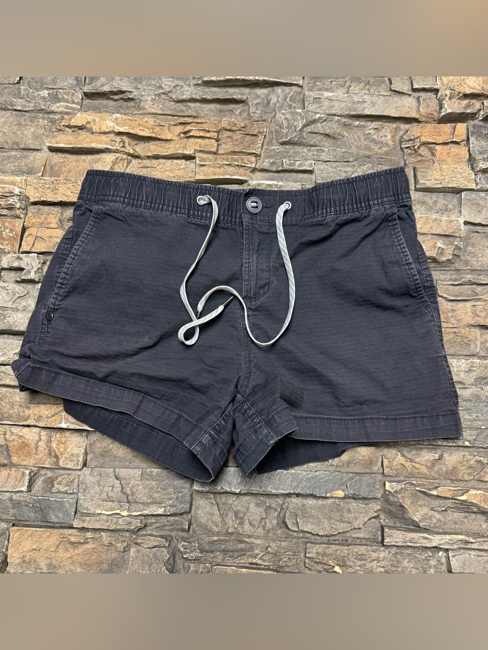 VUORI Ripstop Shorts Womens Small Charcoal Gray Pockets Elastic Waist Drawstring